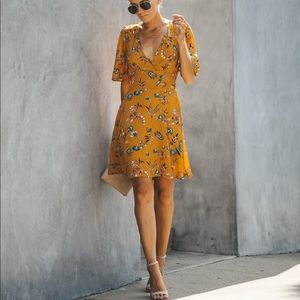 Super cute floral dress